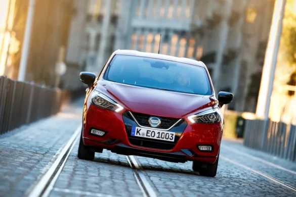 Nissan, ecco l’elettrica gemella della Twingo