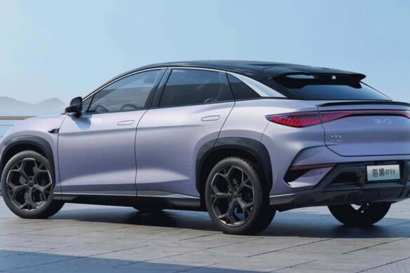 BYD e7, ecco la nuova berlina elettrica