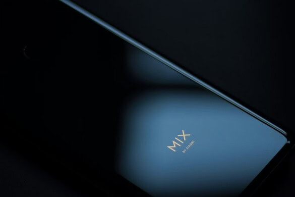 Xiaomi Mix Flip 2 è sempre più vicino al suo debutto ufficiale