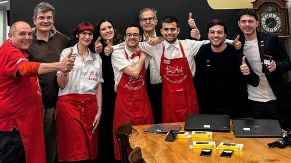 RigeneraMI aiuta PizzAut dopo il furto: dona PC e smartphone