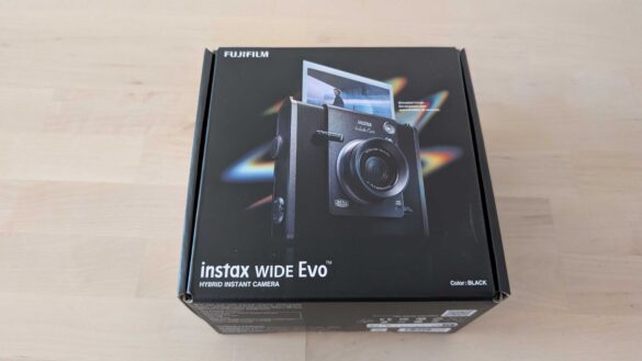 instax WIDE Evo (4)