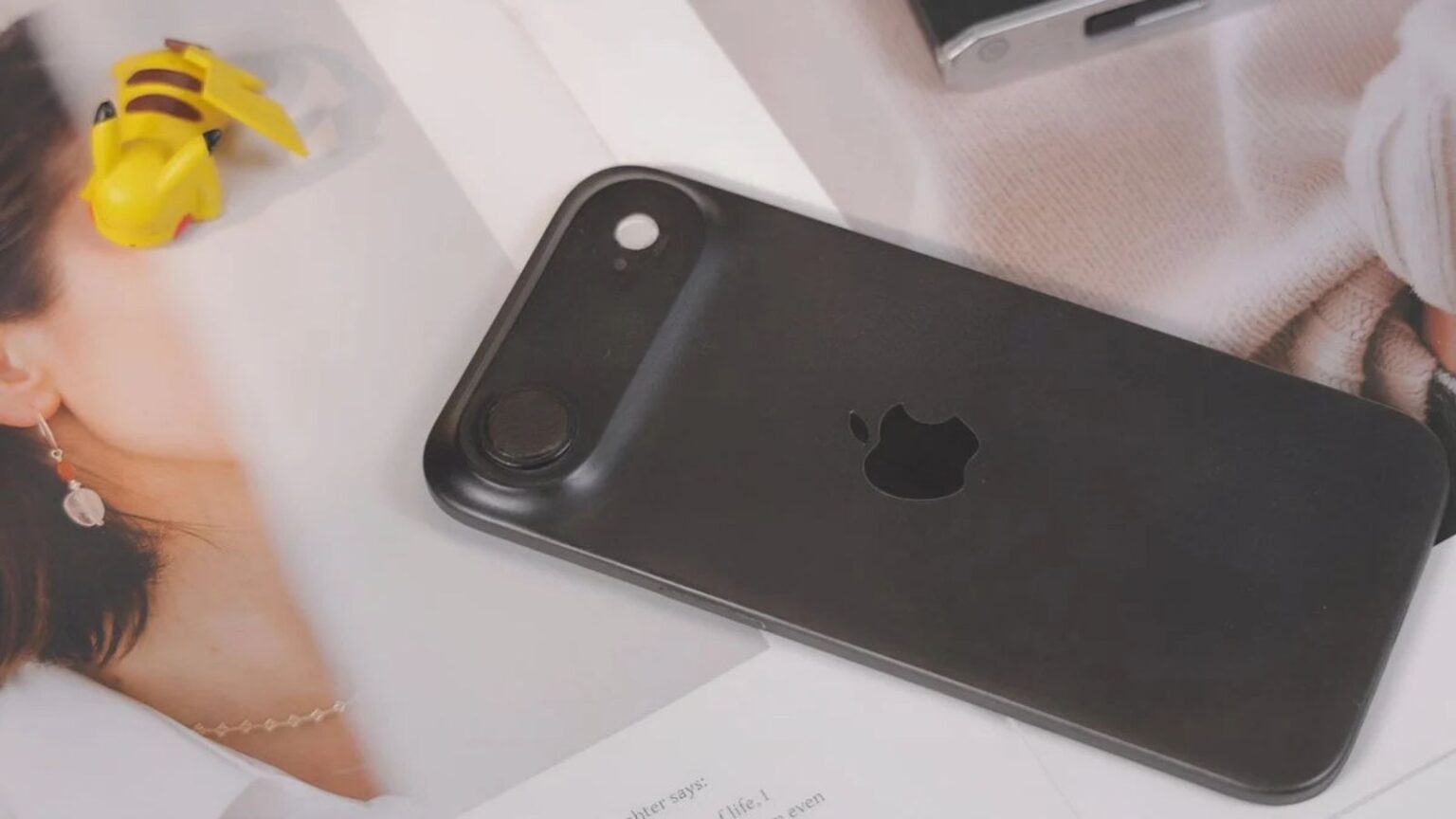 iPhone 17 Air, nuove immagini confermano l'estrema sottigliezza: eccole qui