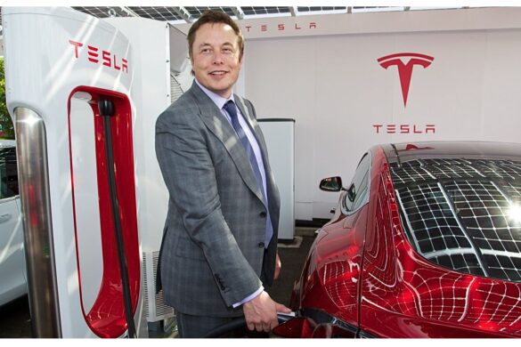 Elon Musk si assicura il futuro in Tesla: resterà finché non muore, le sue parole