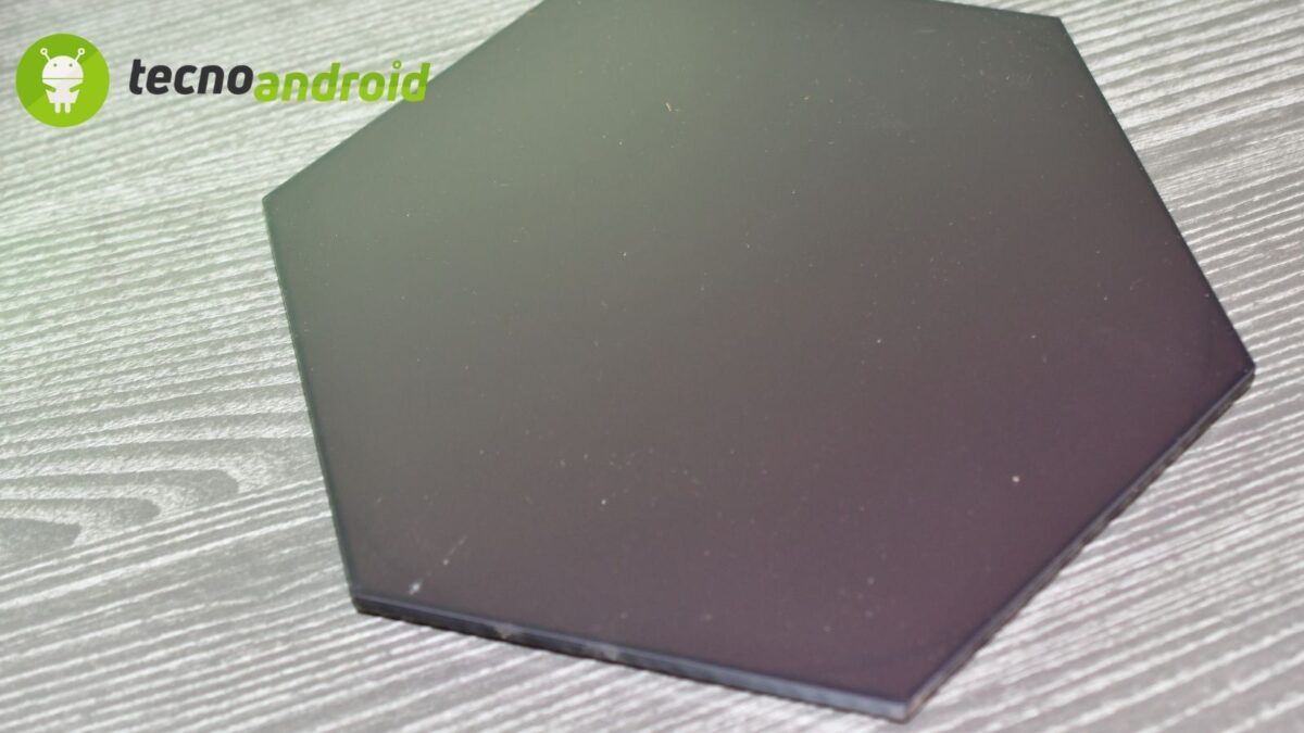pannelli - funzionalità Nanoleaf Shapes Ultra Black Hexagon: i pannelli LED