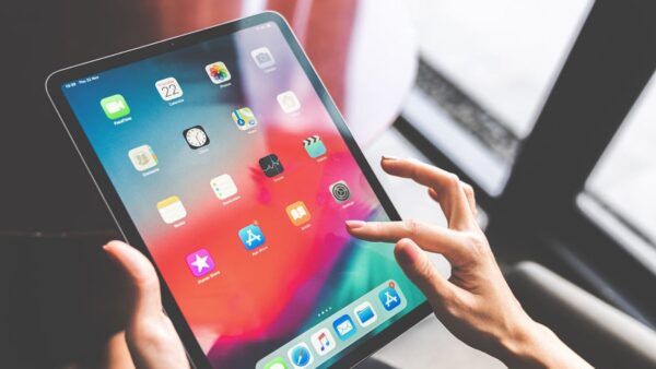 Apple, arriva iPadOS 17.7.8 per risolvere un grosso problema, ecco quale
