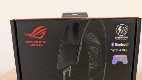 ASUS ROG Pelta () ASUS ROG Pelta ()
