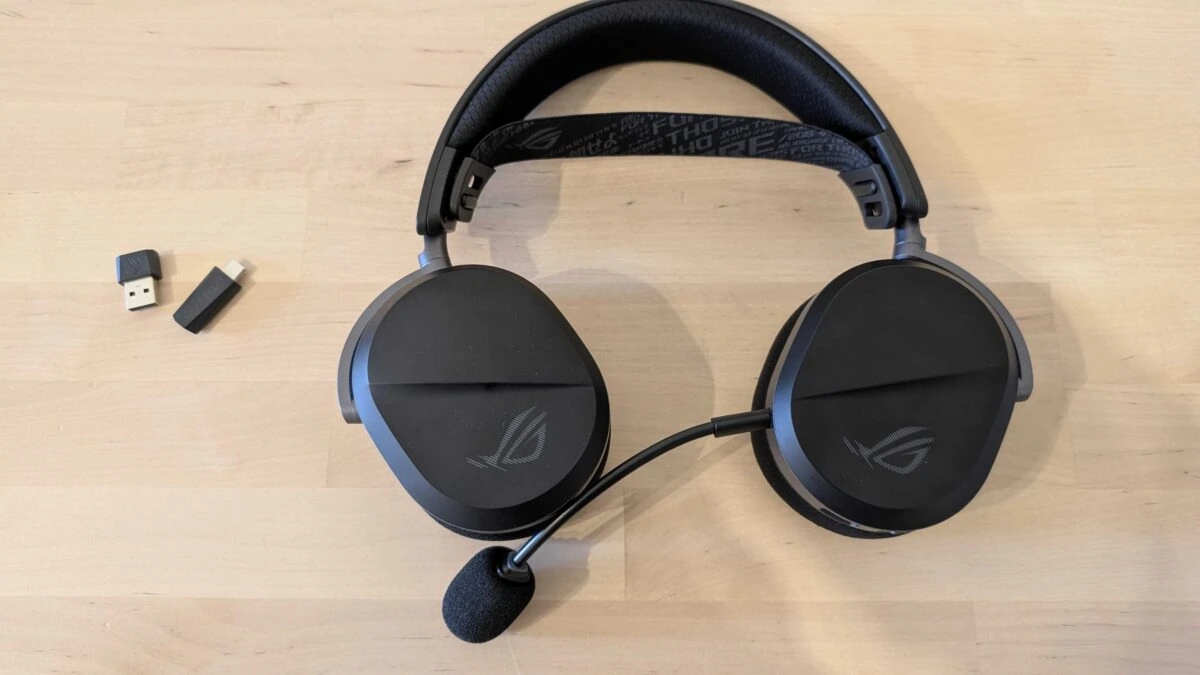 ASUS ROG Pelta () ASUS ROG Pelta ()