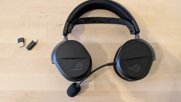 ASUS ROG Pelta () ASUS ROG Pelta ()