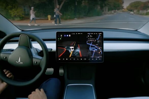 Guida autonoma Tesla: la sfida dell’Arco di Trionfo