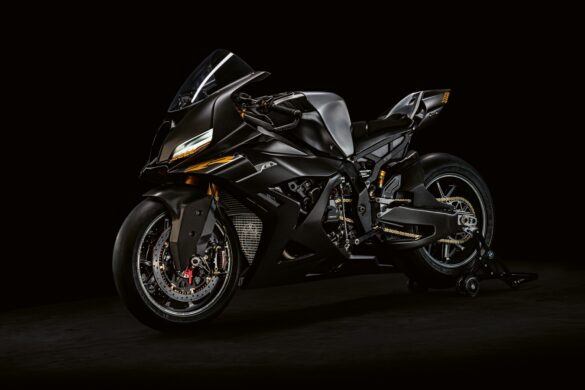 BMW Motorrad presenta la Concept RR, una Superbike stradale di nuova generazione