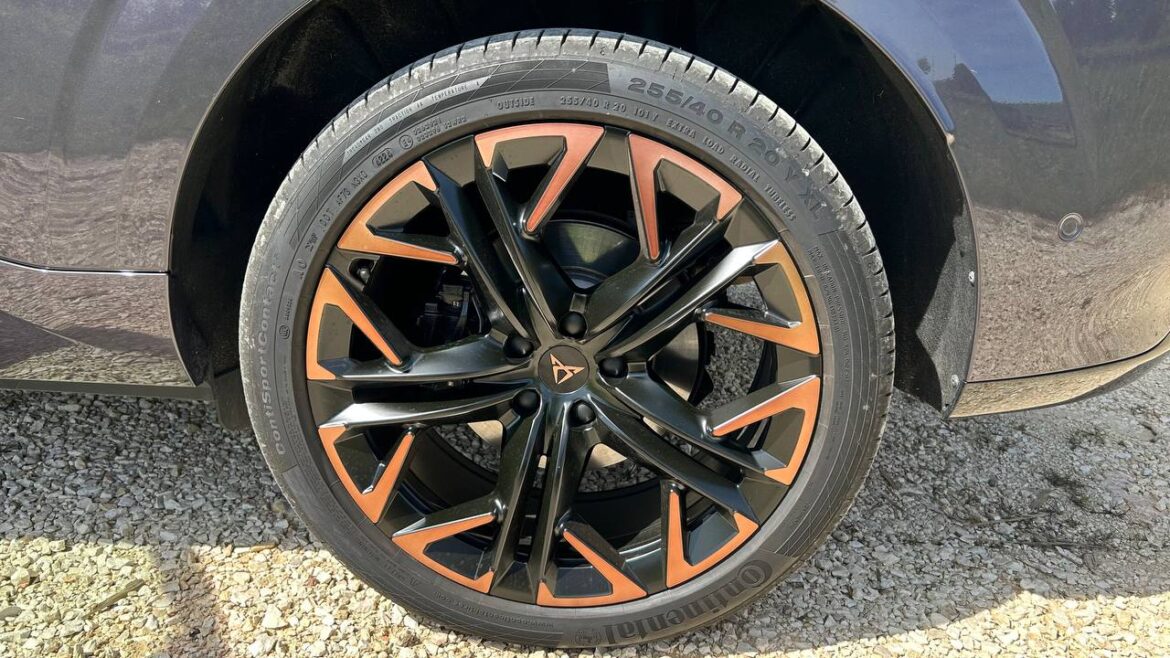 Cupra Terramar VZ () Cupra Terramar VZ ()