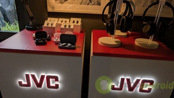 Evento JBL Kenwood ()