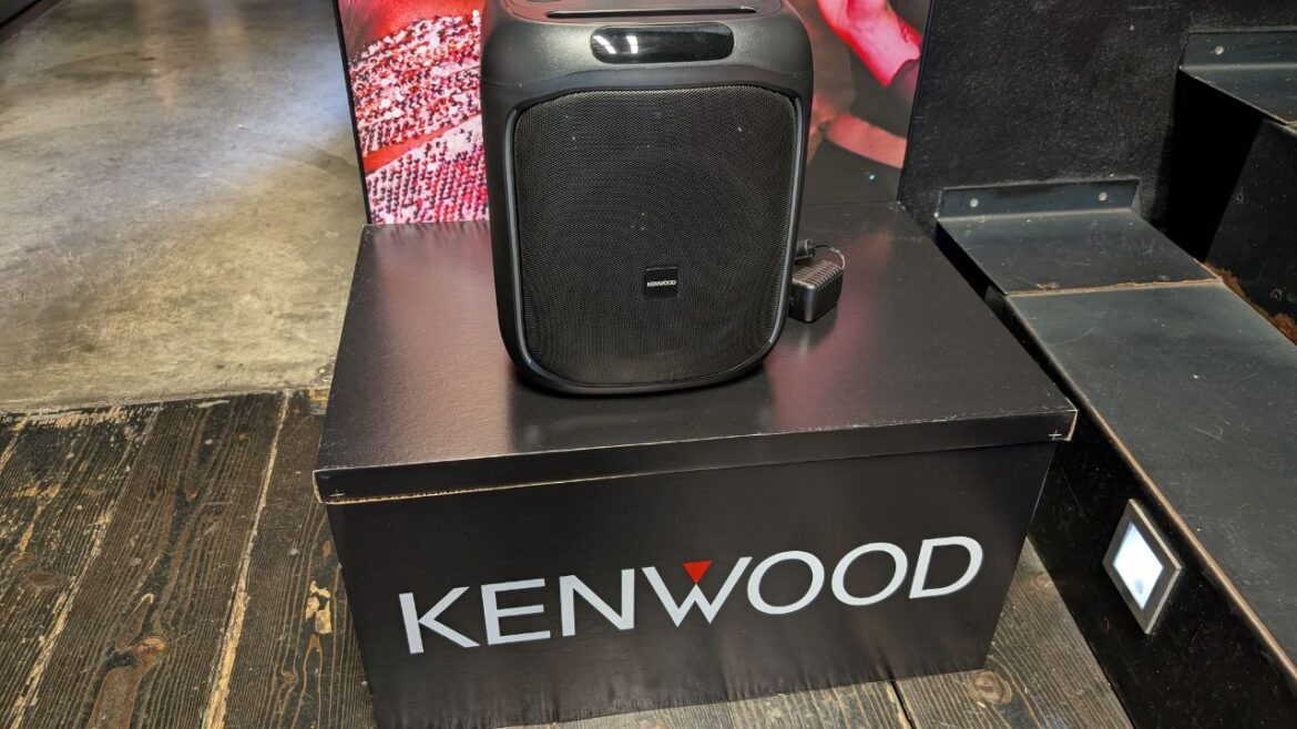 Evento JBL Kenwood () Evento JBL Kenwood ()