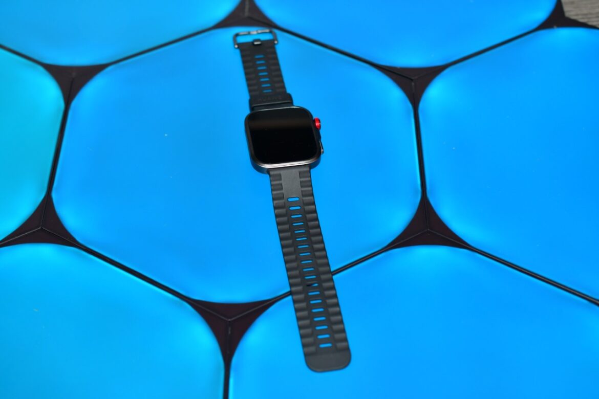 Huawei Watch Fit Pro () Huawei Watch Fit Pro ()