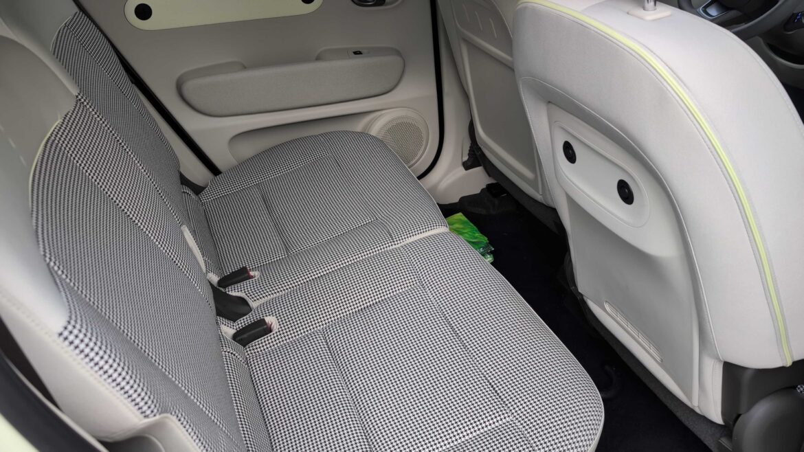 Hyundai Inster () Hyundai Inster ()