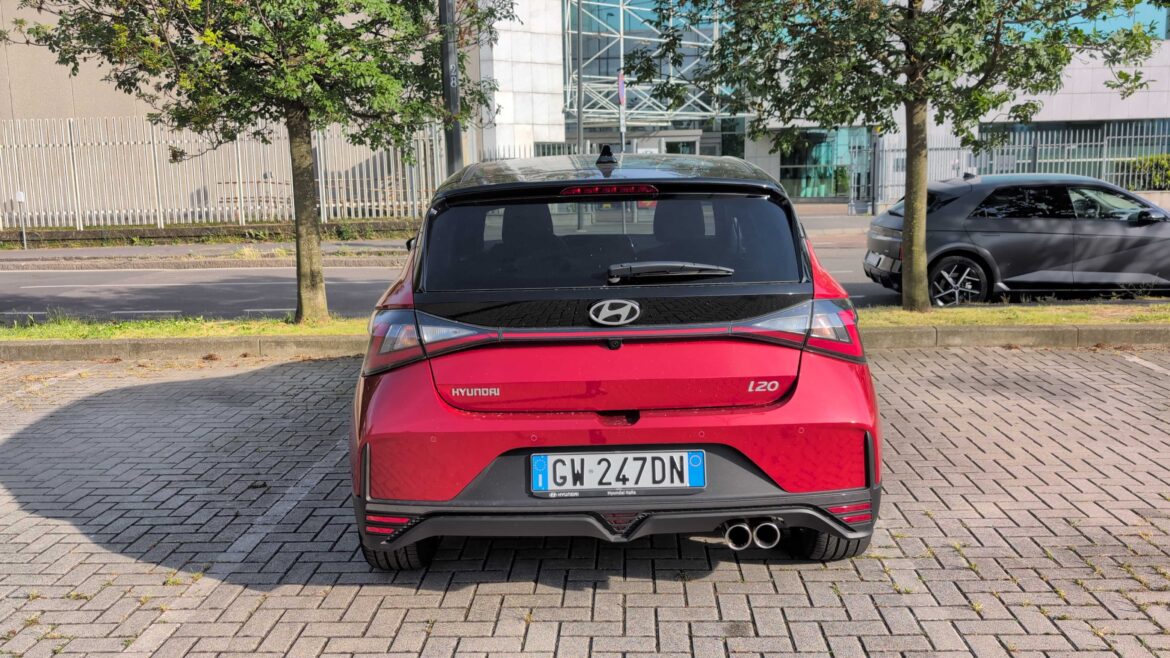 Hyundai i N Line () Hyundai i N Line ()