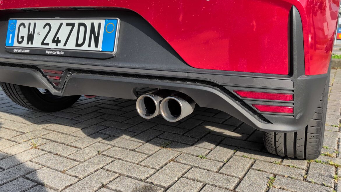 Hyundai i N Line () Hyundai i N Line ()