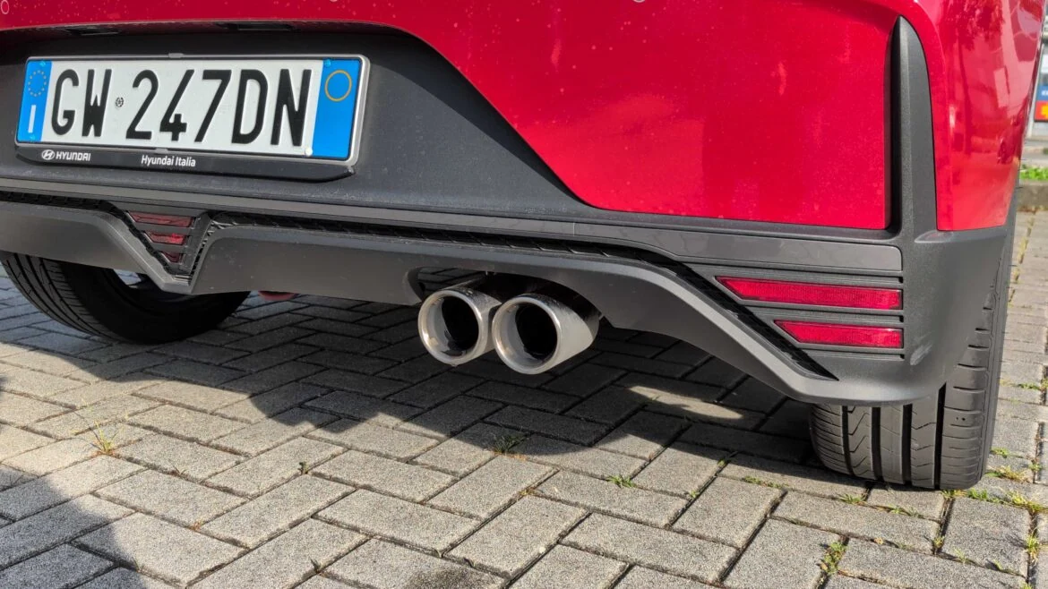 Hyundai i N Line () Hyundai i N Line ()