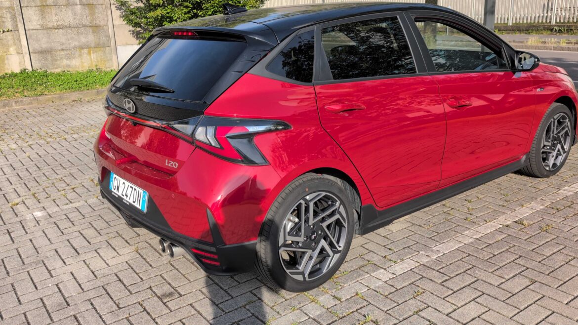 Hyundai i N Line () Hyundai i N Line ()