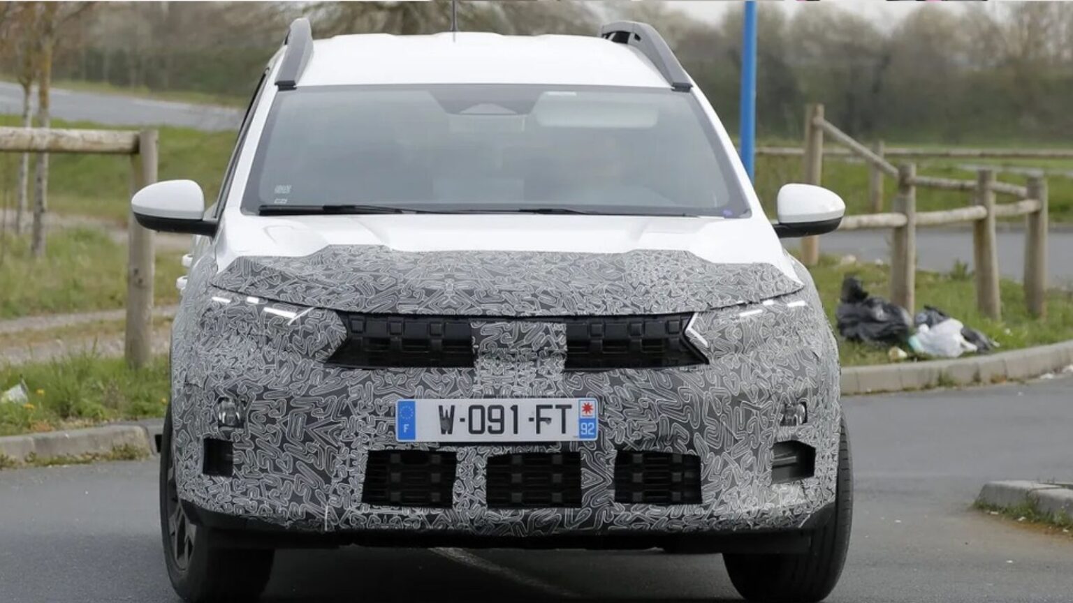 Dacia Jogger si rinnova: look più moderno e tecnologia evoluta