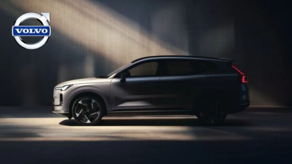 Volvo XC70 ritorna elettrica: novità in arrivo e range extender