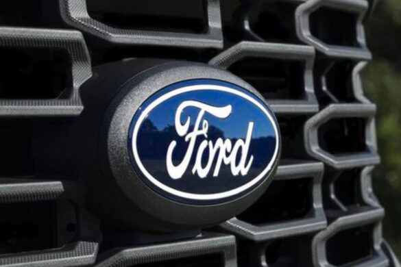 Ford in rivolta: sciopero per salvare i posti in Germania