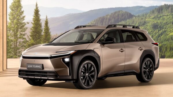 Toyota bZ4X Touring: il SUV che rende ogni viaggio un'avventura