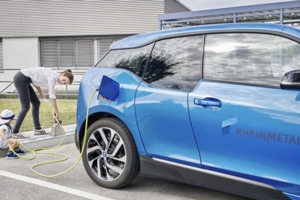 Auto elettriche: la ricarica arriva direttamente dal marciapiede