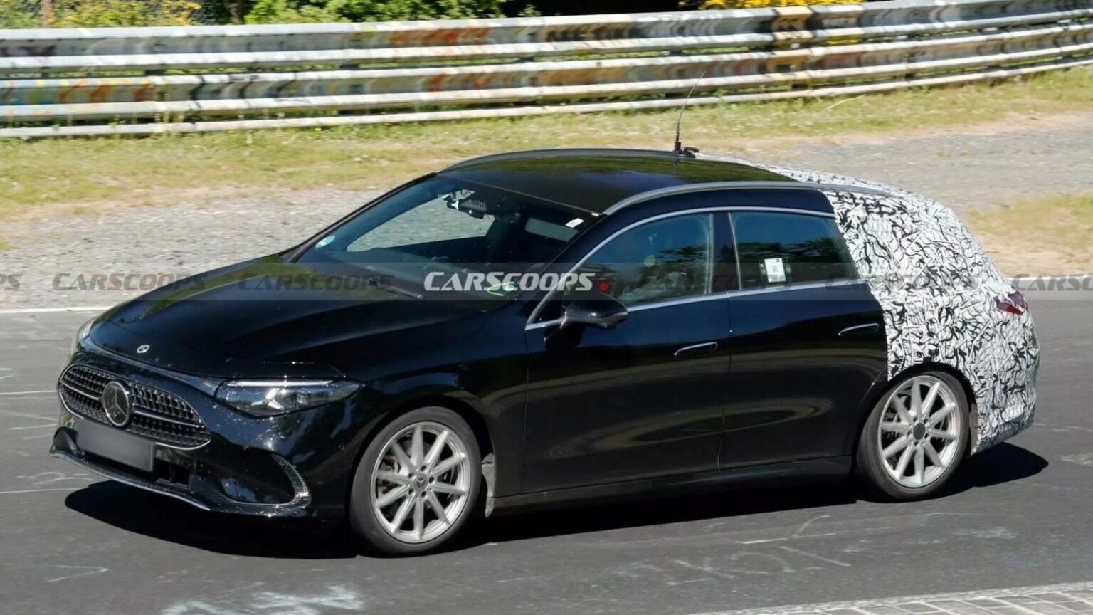 Mercedes CLA Shooting Brake 2025: eleganza, potenza e versatilità