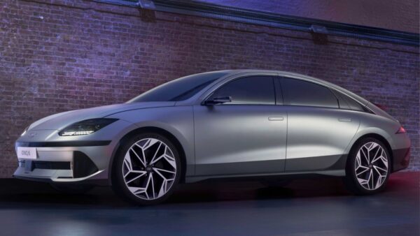 Hyundai Ioniq 6: l'elettrica dona un tocco in più al solito design