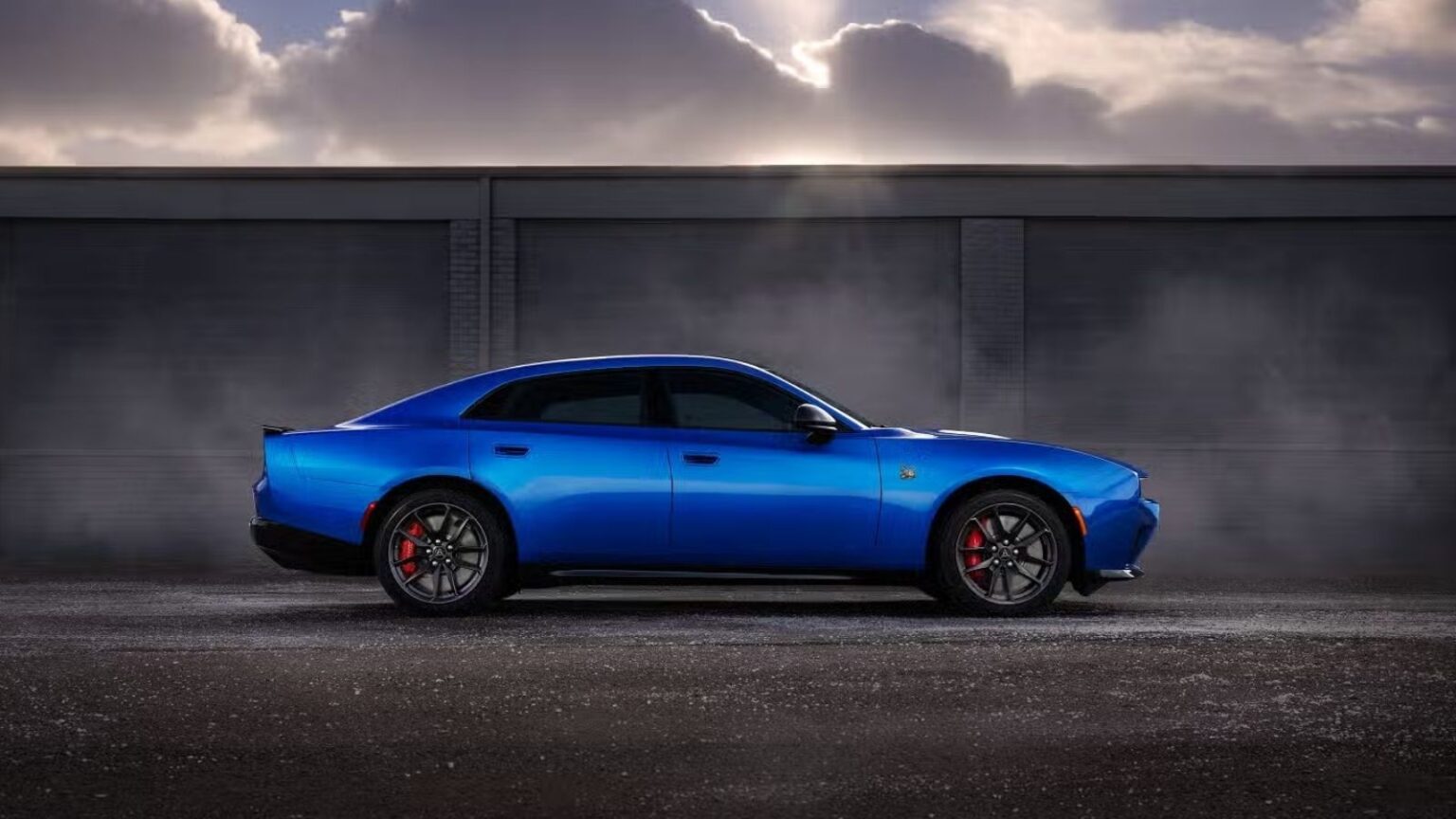 Dodge Charger Daytona: debutto della muscle car a quattro porte