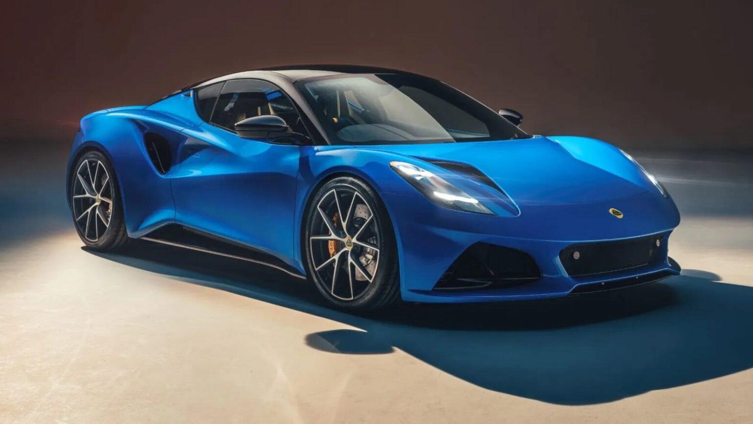 Lotus, Emira