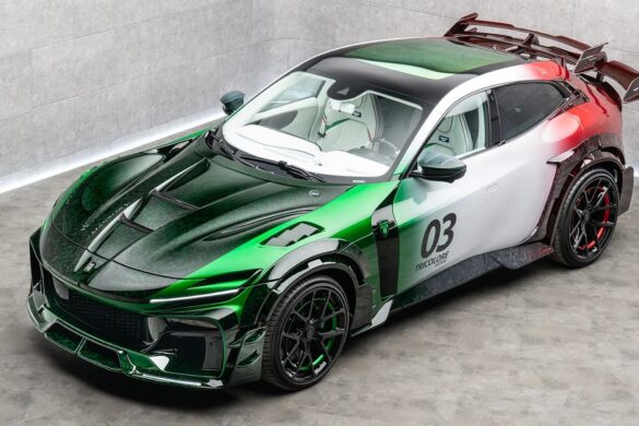 Ferrari Purosangue, MANSORY l’ha trasformata nella Pugnator Tricolore