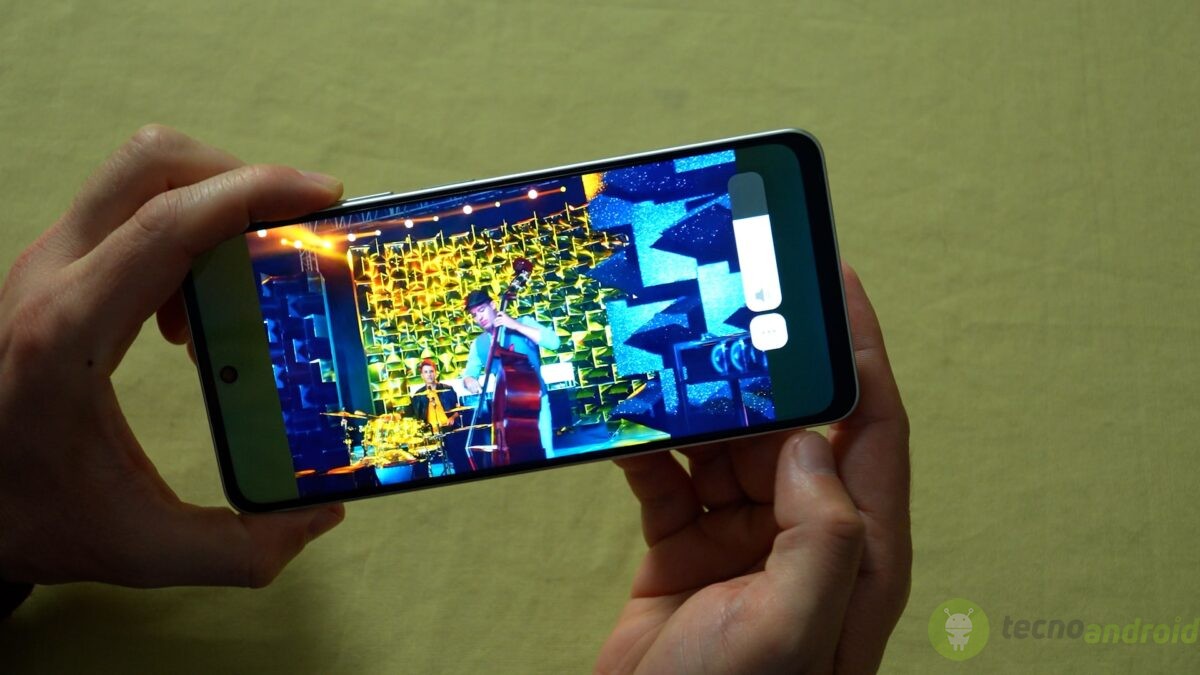 Oppo A Pro () Oppo A Pro ()