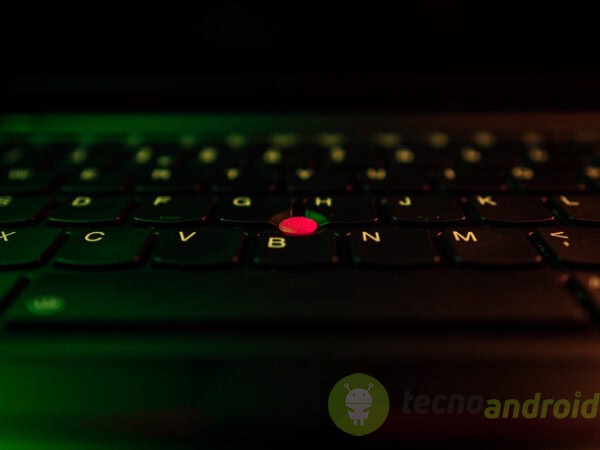 Lenovo ThinkPad T14s Gen 6 - immagine 13 P
