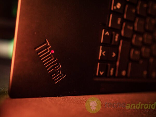 Lenovo ThinkPad T14s Gen 6 - dettaglio P