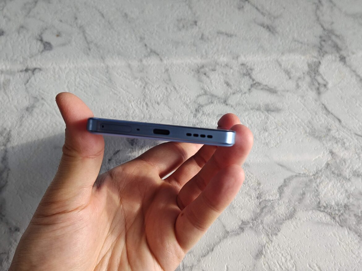Realme GT () Realme GT ()