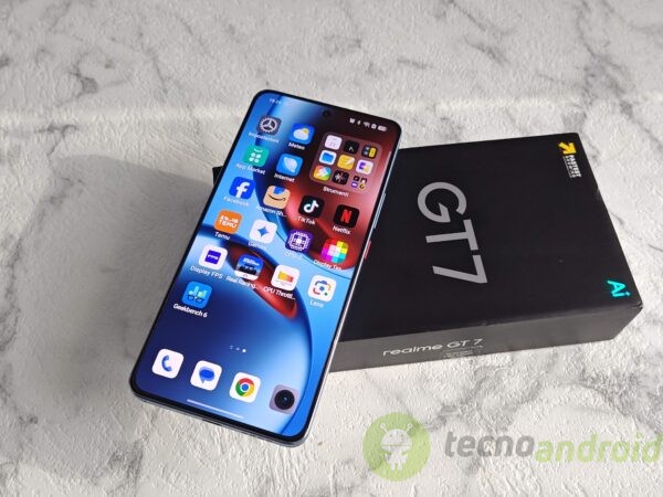 realme - immagine 47 Realme GT ()