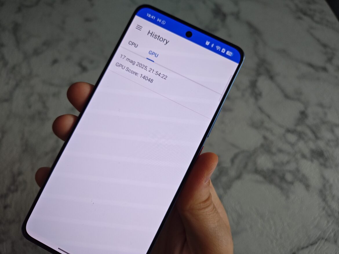 Realme GT () Realme GT ()