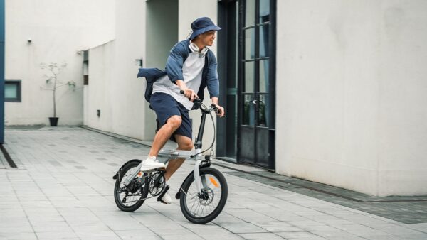 Fiido D11 2025: la nuova bici elettrica pieghevole urbana