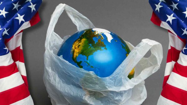 L’EPA valuta di allentare i limiti sui PFAS, mentre esperti e ambientalisti lanciano l’allarme per i rischi sulla salute.