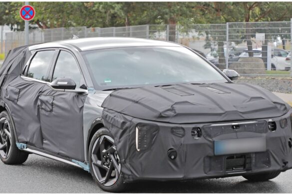Kia K4 si trasforma: arriva la versione Wagon