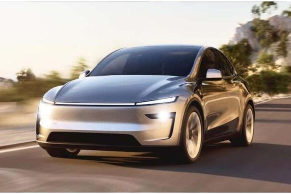 Tesla è pronta a rivoluzionare l’esperienza a bordo con Grok