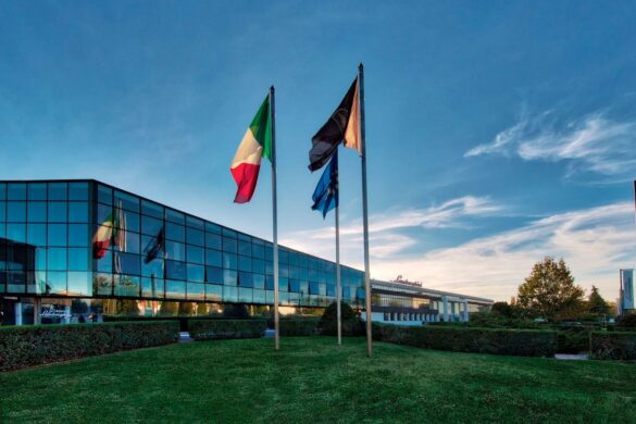 Automobili Lamborghini, dieci anni di evoluzione industriale e responsabilità ambientale