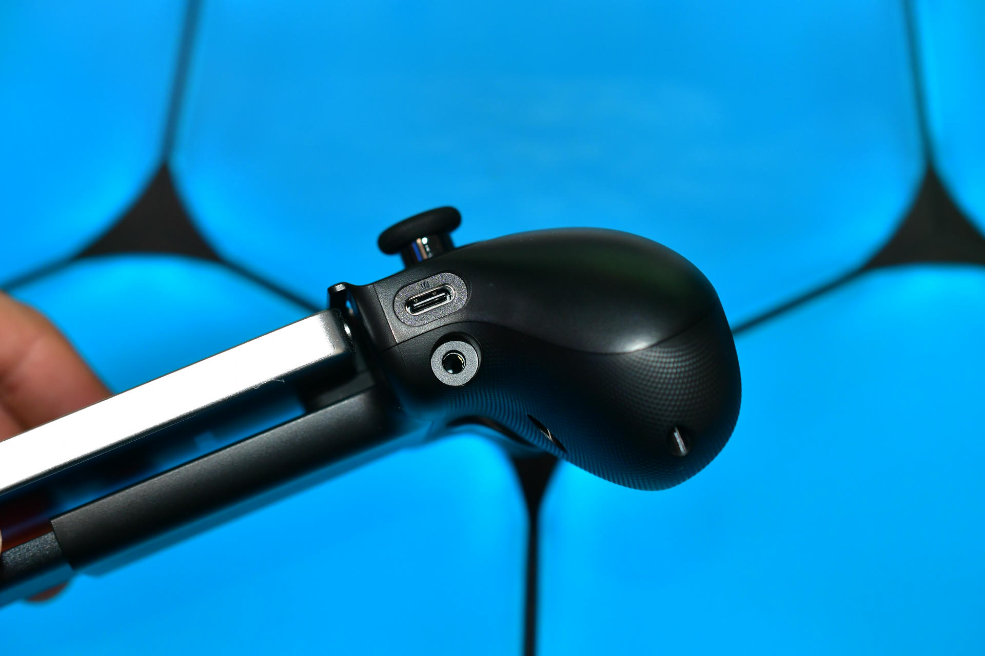 DSC Razer Kishi V Pro DSC Razer Kishi V Pro