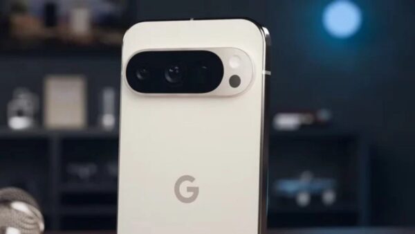 Google Pixel 10, nuovo teaser video prende in giro Apple