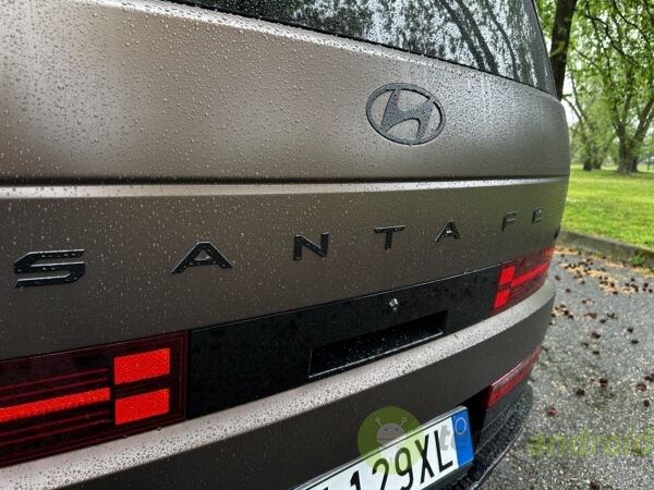 hyundai - immagine 15 Hyundai Santa Fe ()