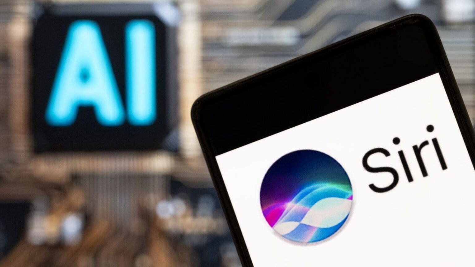 Siri AI non arriverà nel 2025: ritardo per l'assistente Apple
