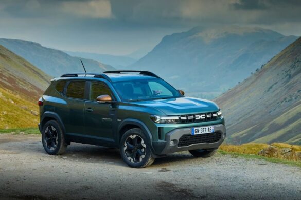 Dacia Duster 2025: il SUV cresce per sorprendere e conquistare