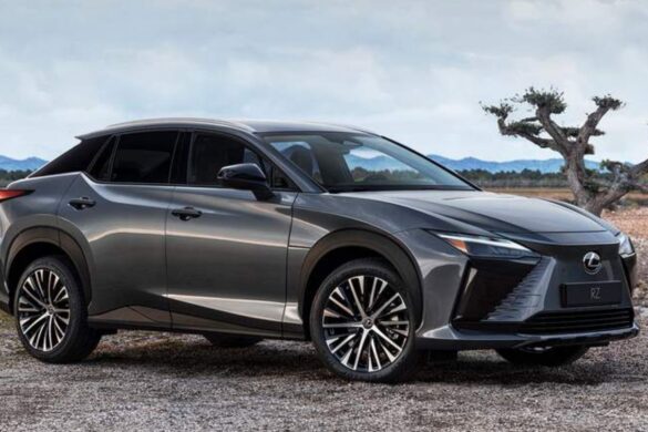 Lexus RZ, potenza e tecnologia al top: ecco il nuovo SUV elettrico